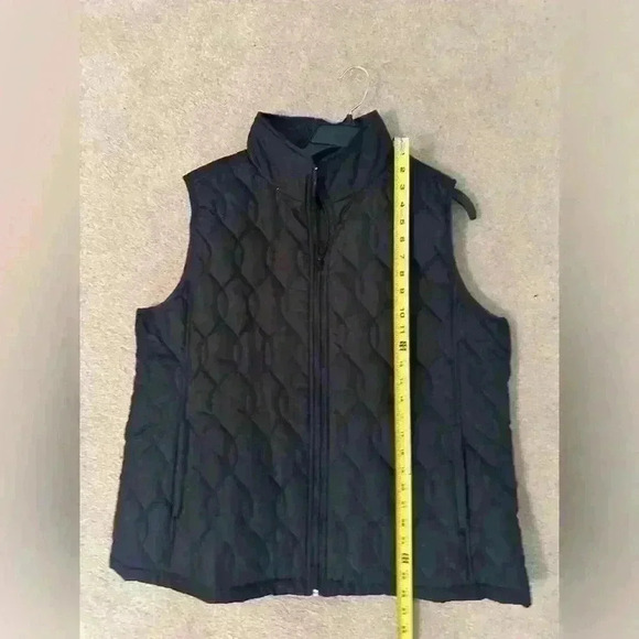 Quilted Vest XL - Picture 4 of 4